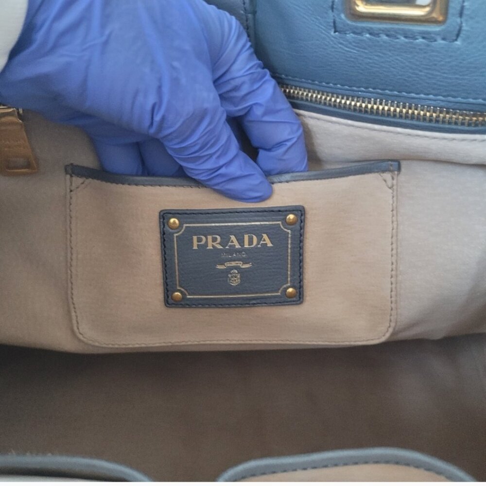 PRADA Galleria Bag - Picture 3 of 10